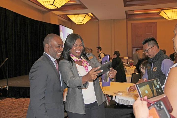State SPI Tony Thurmond poses for selfies with ACSA members.