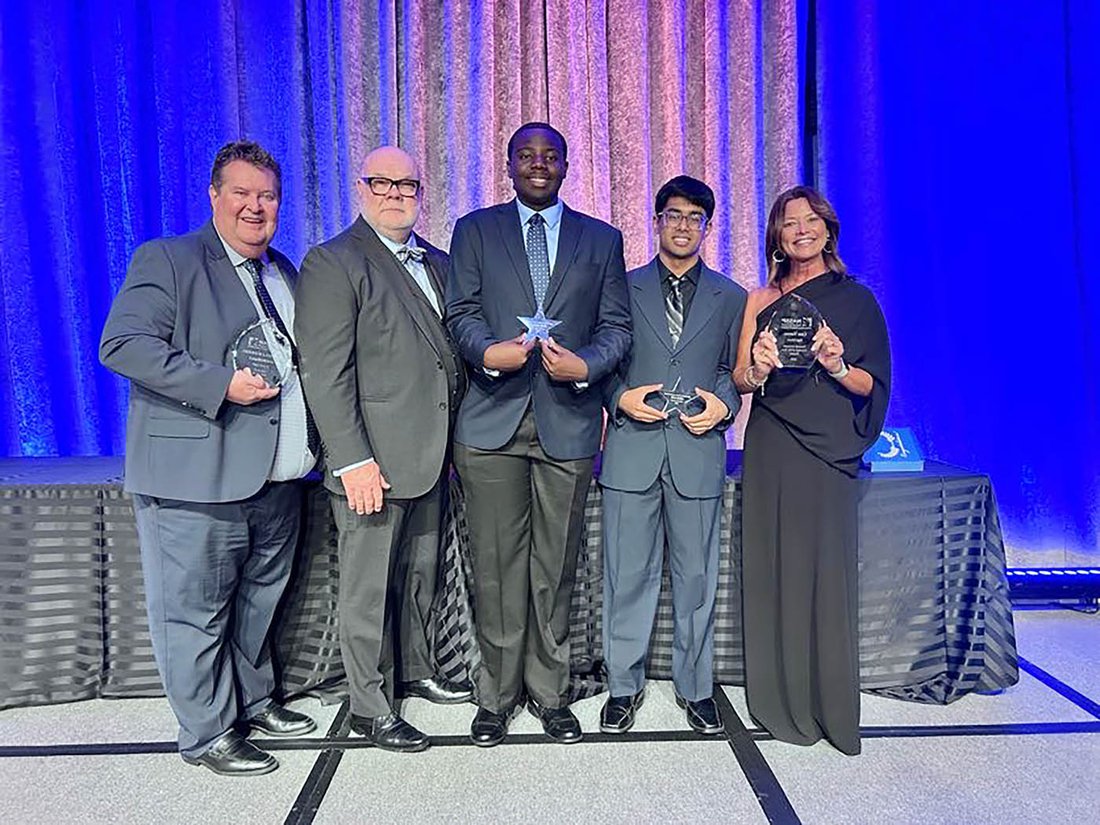 NELA_awards_1.jpg