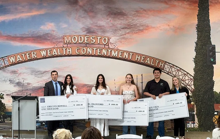 R7_Scholarships.jpg