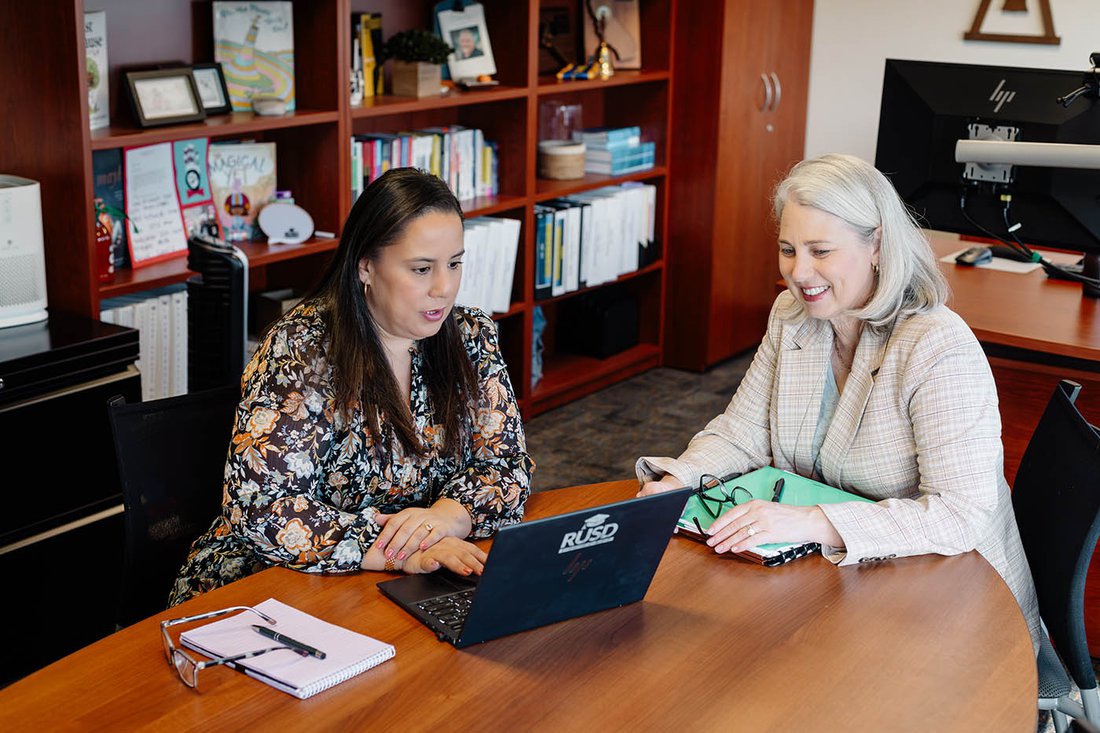 AOY_Ybarra_Mentoring.jpg