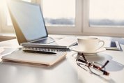 Desk_laptop_coffee
